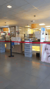 De bedrijfsnaam is apotheek Rozenburg