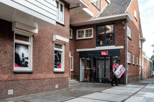 De bedrijfsnaam is Bax Music Rotterdam