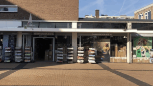 De bedrijfsnaam is behangkoopjes.nl