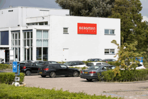 De bedrijfsnaam is bergman clinics
