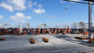 De bedrijfsnaam is ECT Hutchison Ports