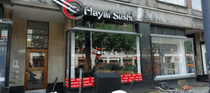 De bedrijfsnaam is hayai sushi