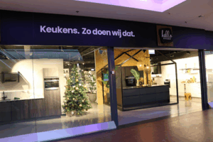 De bedrijfsnaam is Hello Kitchen Rotterdam