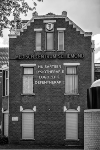 De bedrijfsnaam is huisartsenpraktijk esghir